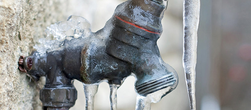 Preparar bomba de agua para el invierno